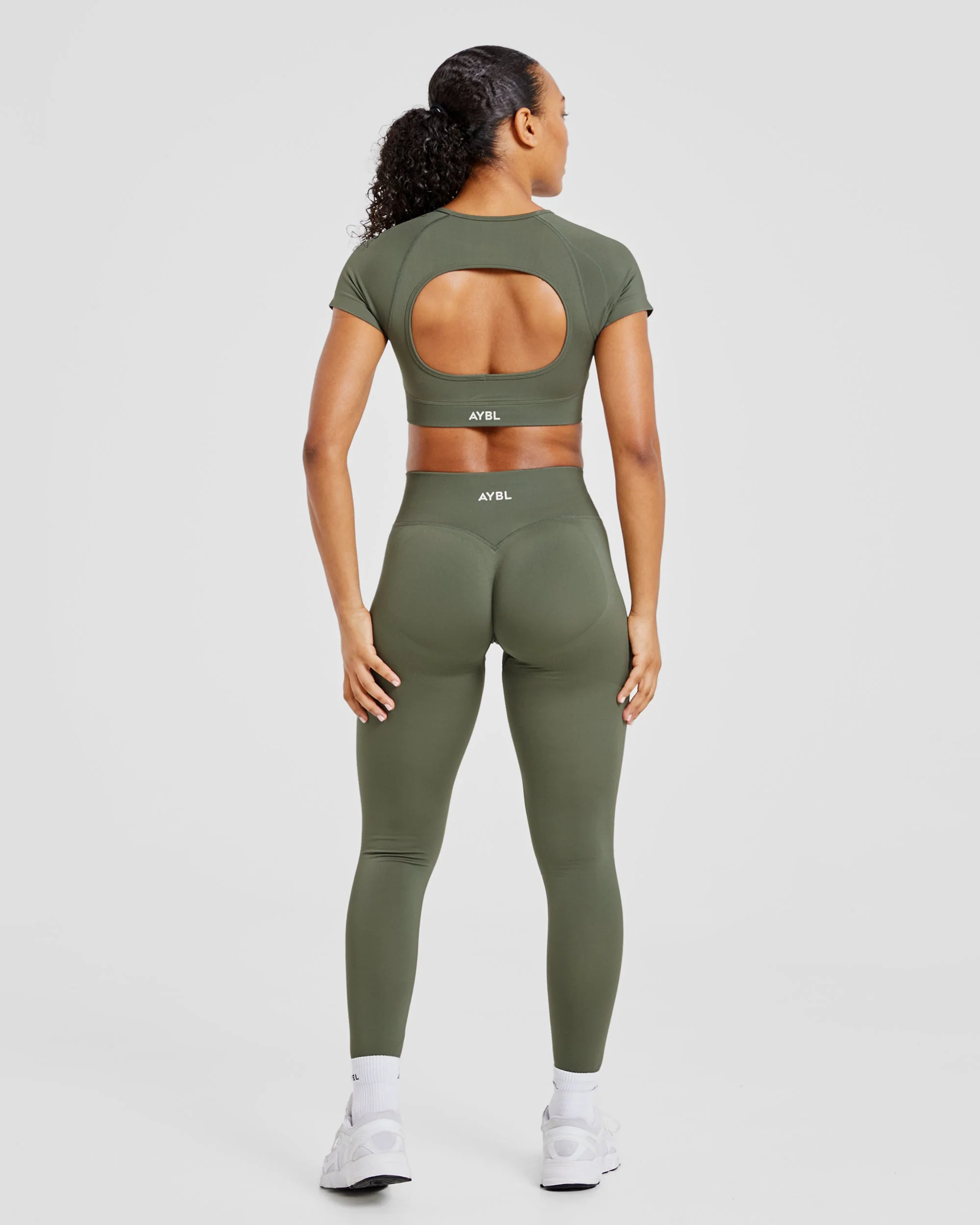 Adapt Seamless Crop Top - Groen - Image 4