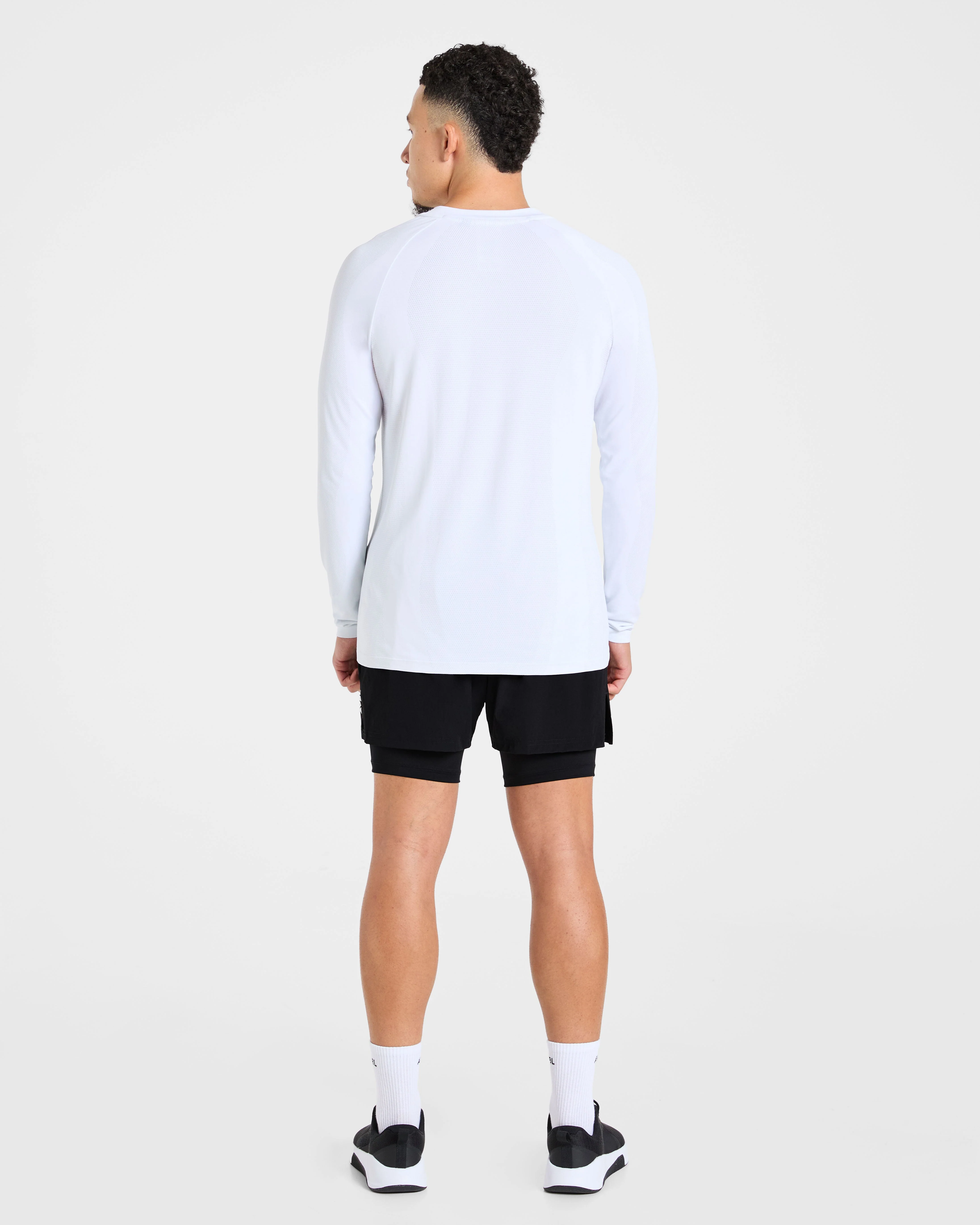 Attain Seamless Long Sleeve T Shirt - Storm Wit - Image 4