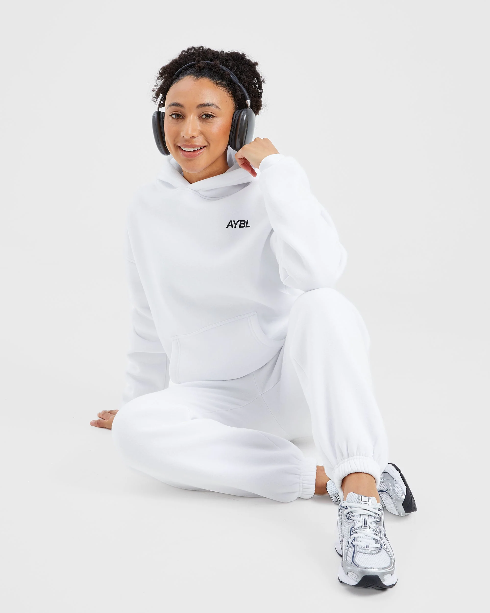 AYBL Sports Club Oversized Hoodie - Wit - Image 7