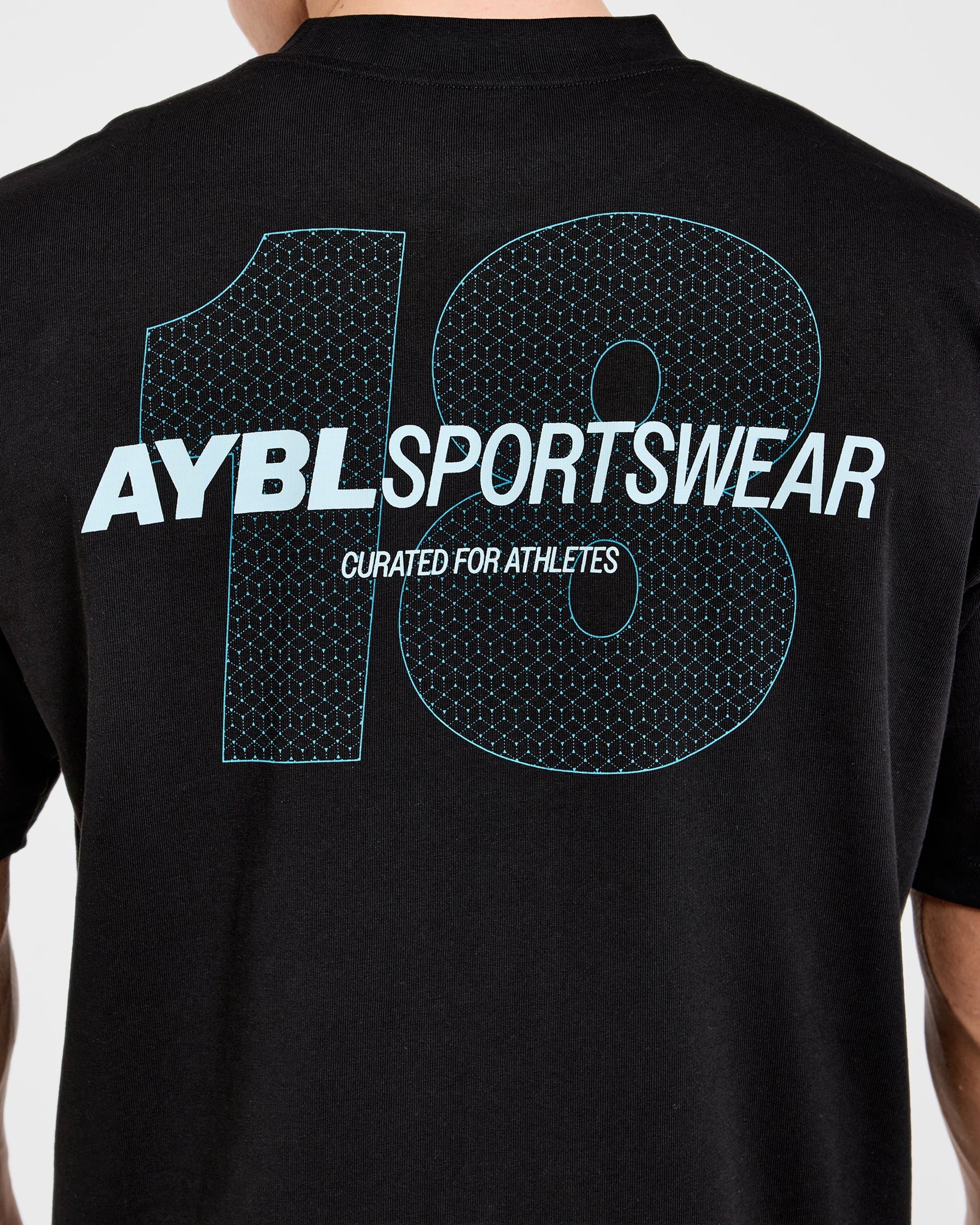 AYBL Sportswear 18 Oversized T Shirt - Zwart - Image 5