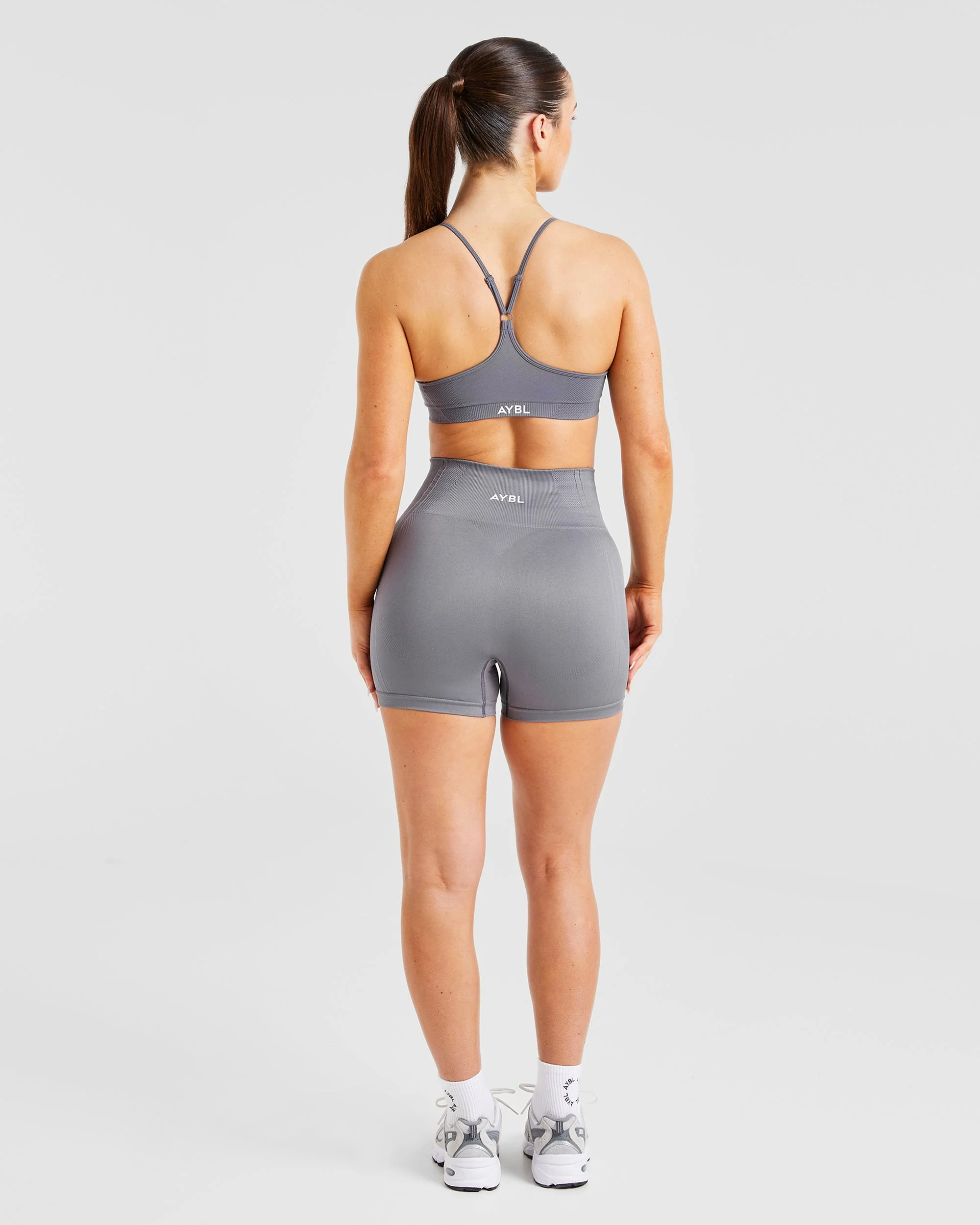 Balance V3 Seamless Strappy Sports Bra - Charcoal Grijs - Image 4