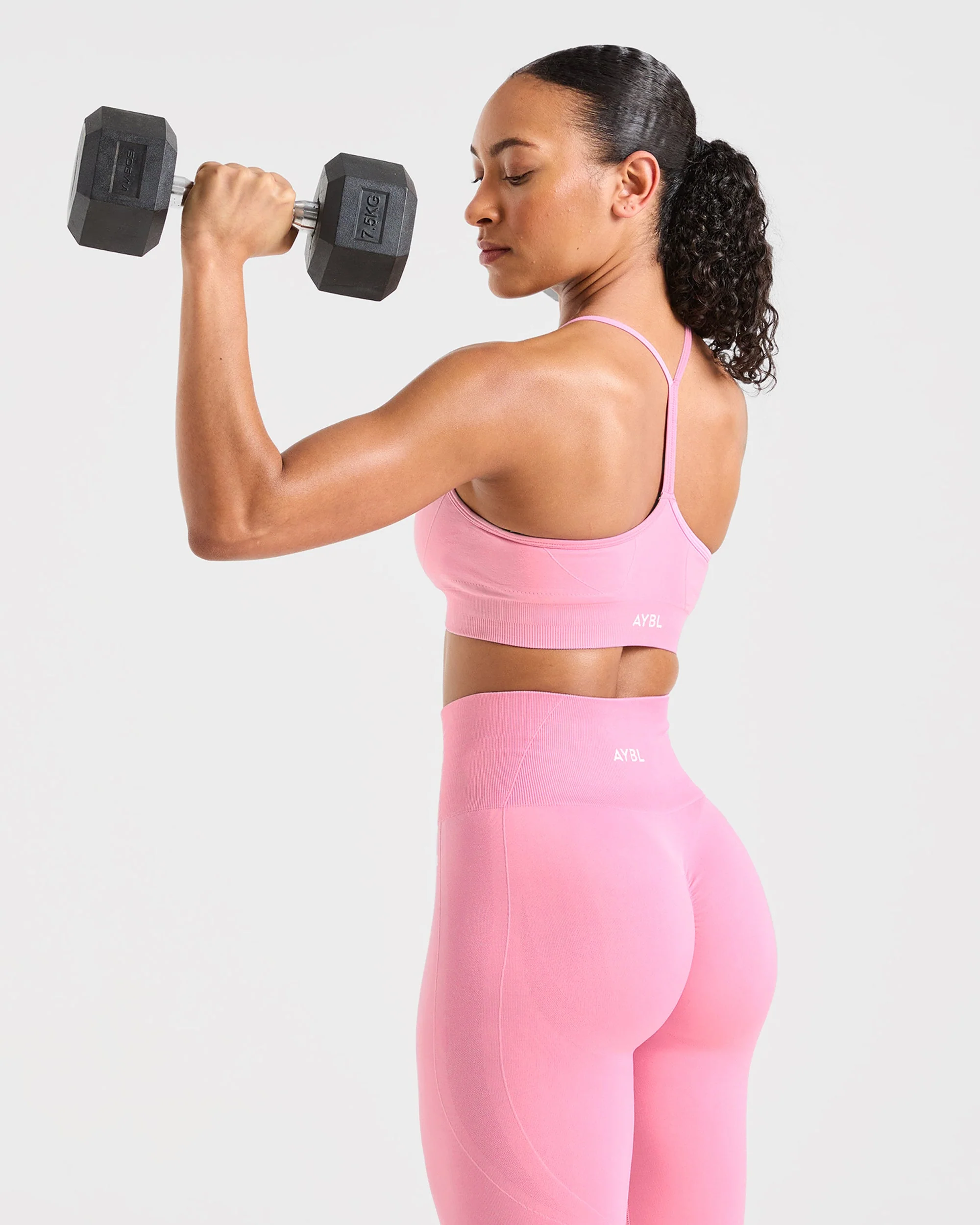 Empower Seamless Sports Bra - Baby Roze - Image 8