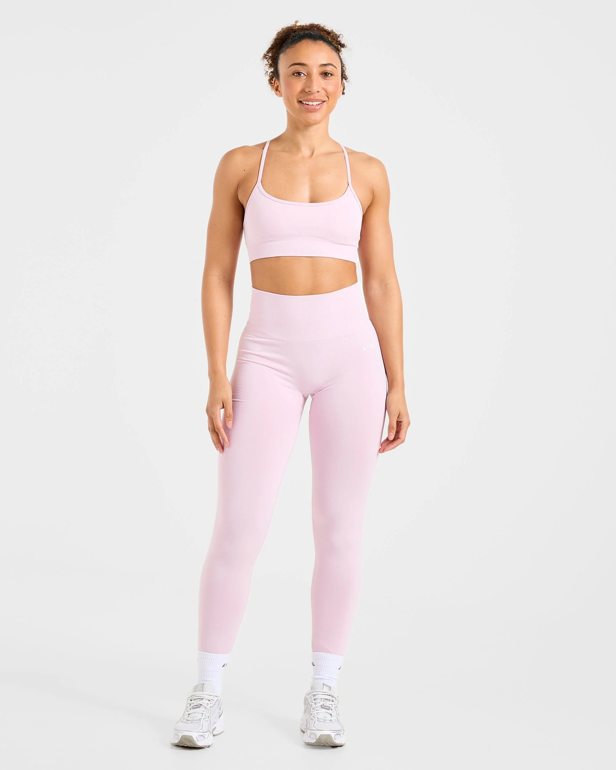 Empower Seamless Sports Bra - Iced Roze - Image 3