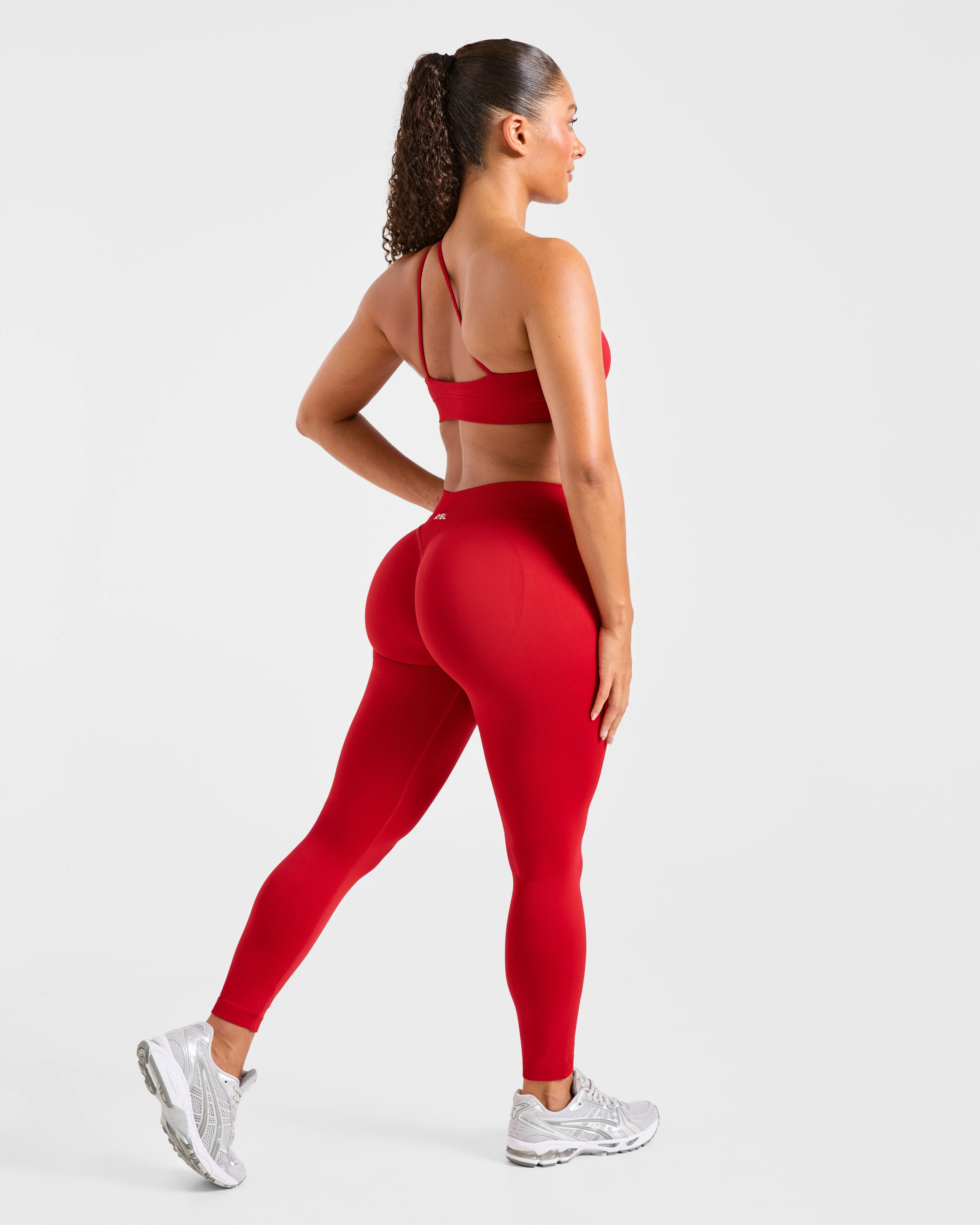 Enhance Seamless One Shoulder Sports Bra - Rood - Image 4