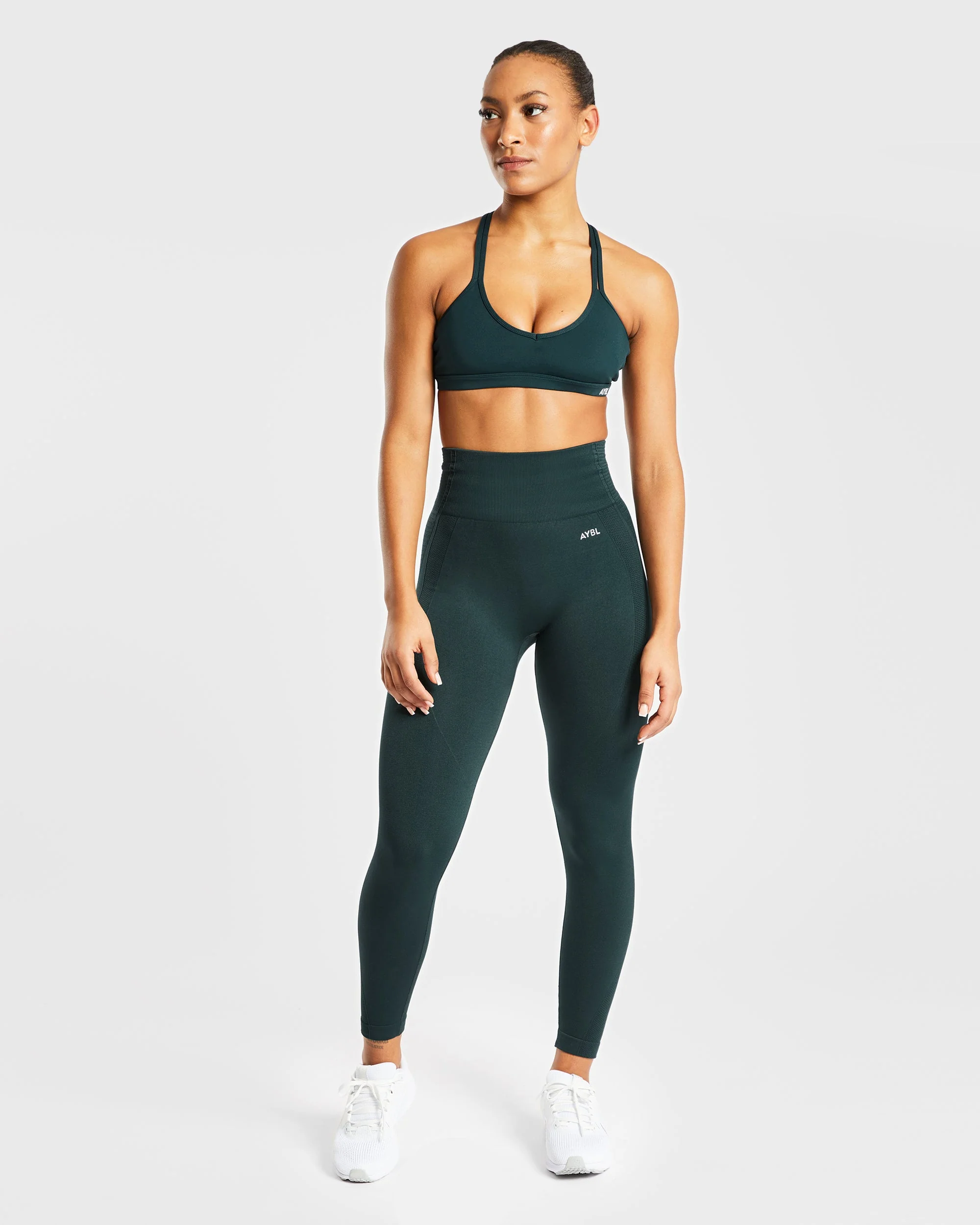 Essential Strappy Sports Bra - Forest Groen - Image 3