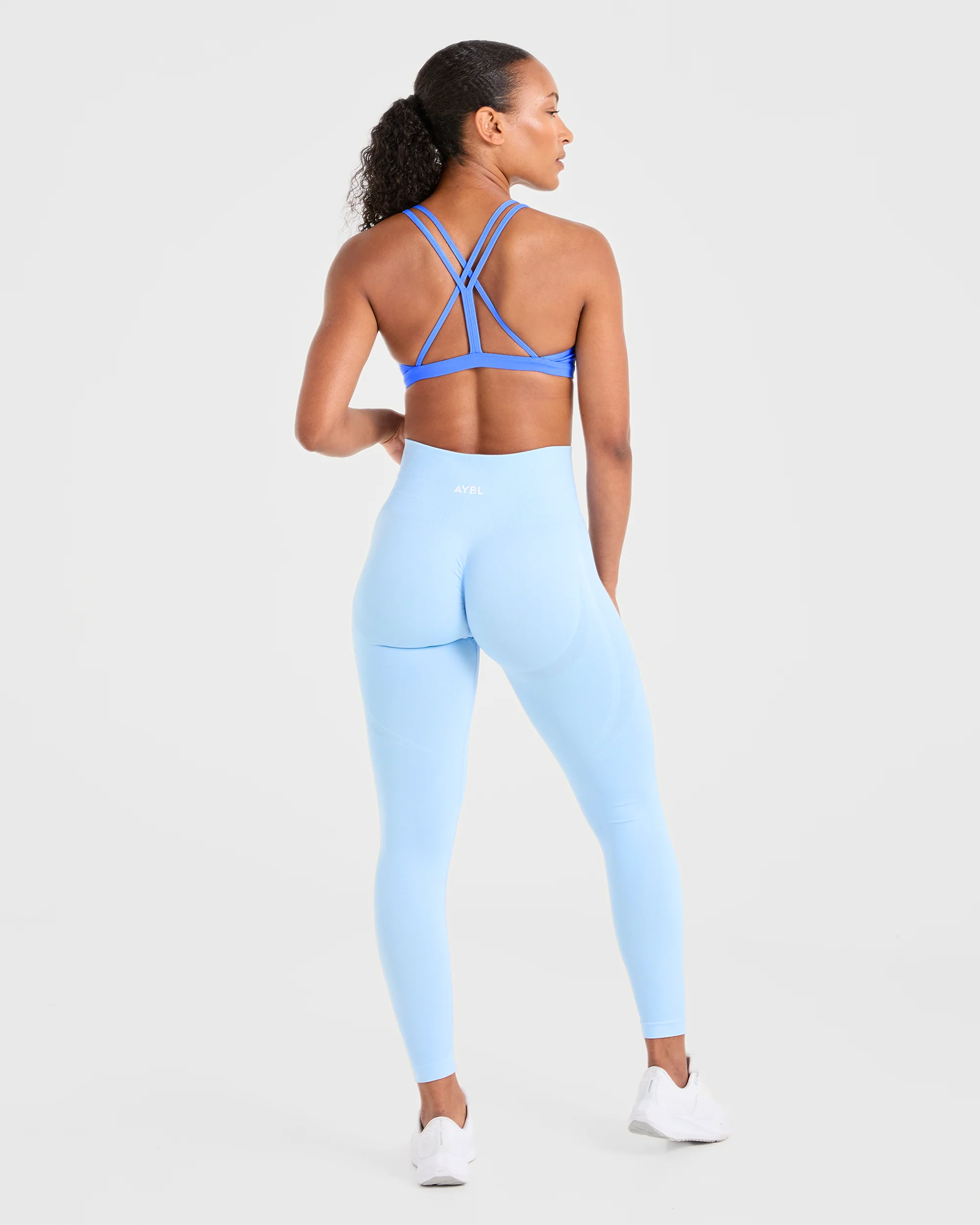 Essential Strappy Sports Bra - Summer Blauw - Image 4