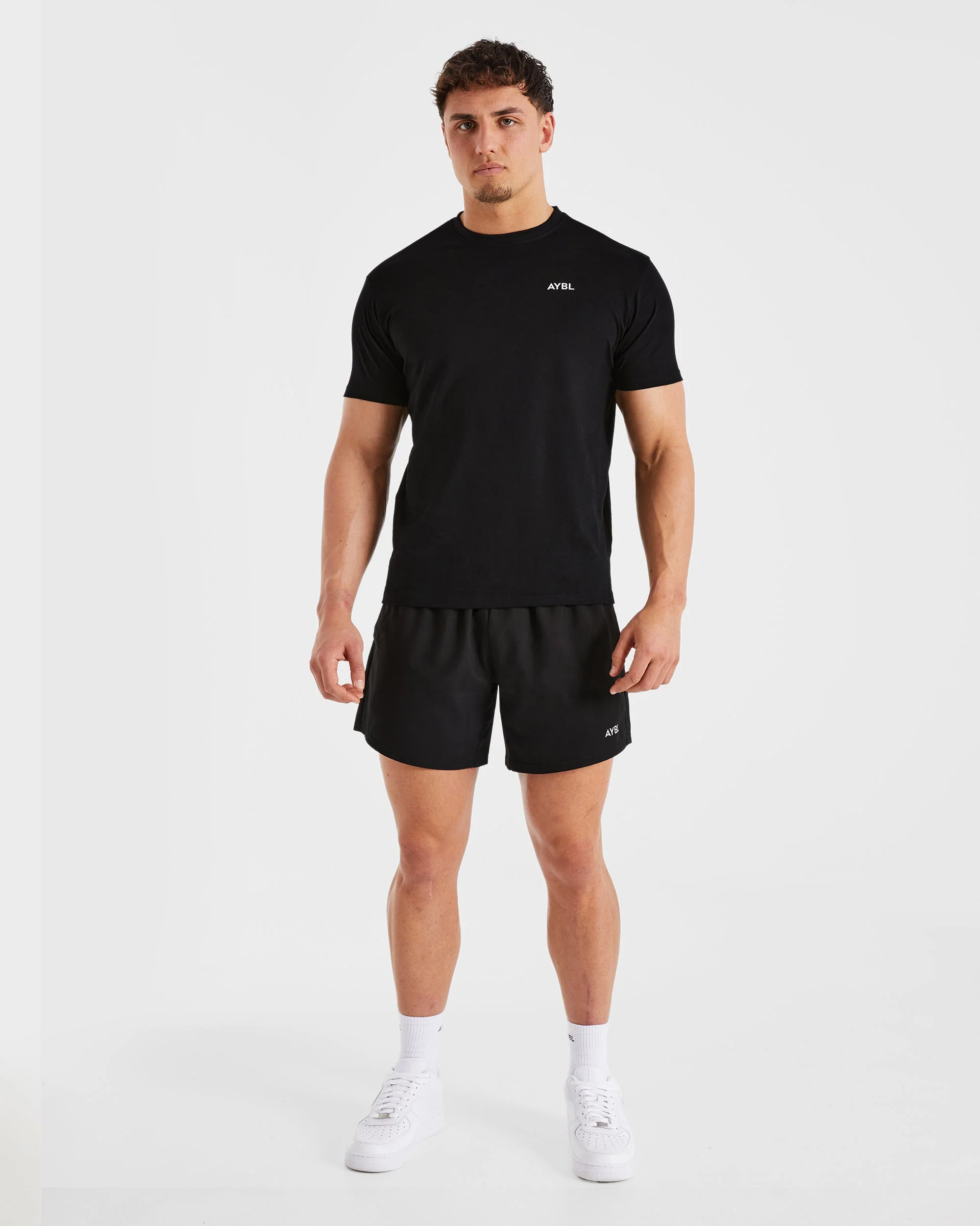 Essential T Shirt - Zwart - Image 3
