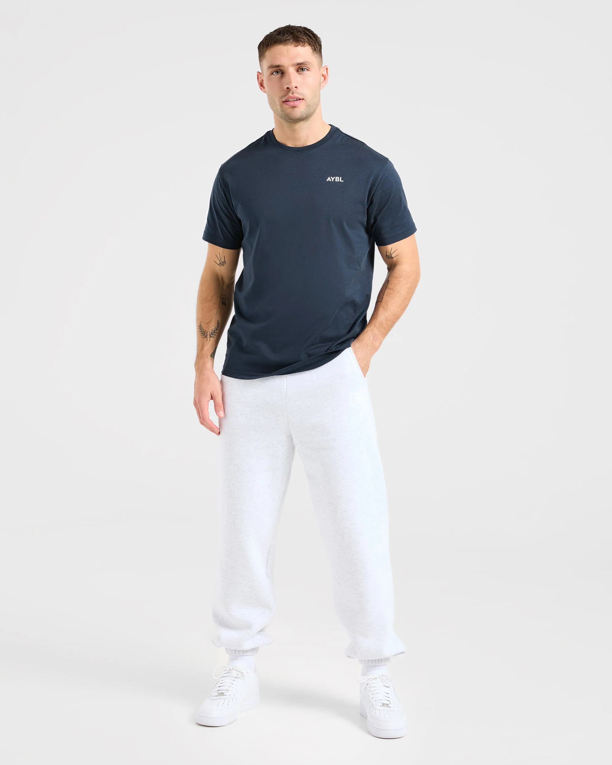 Essential T Shirt - Navy Blauw - Image 3