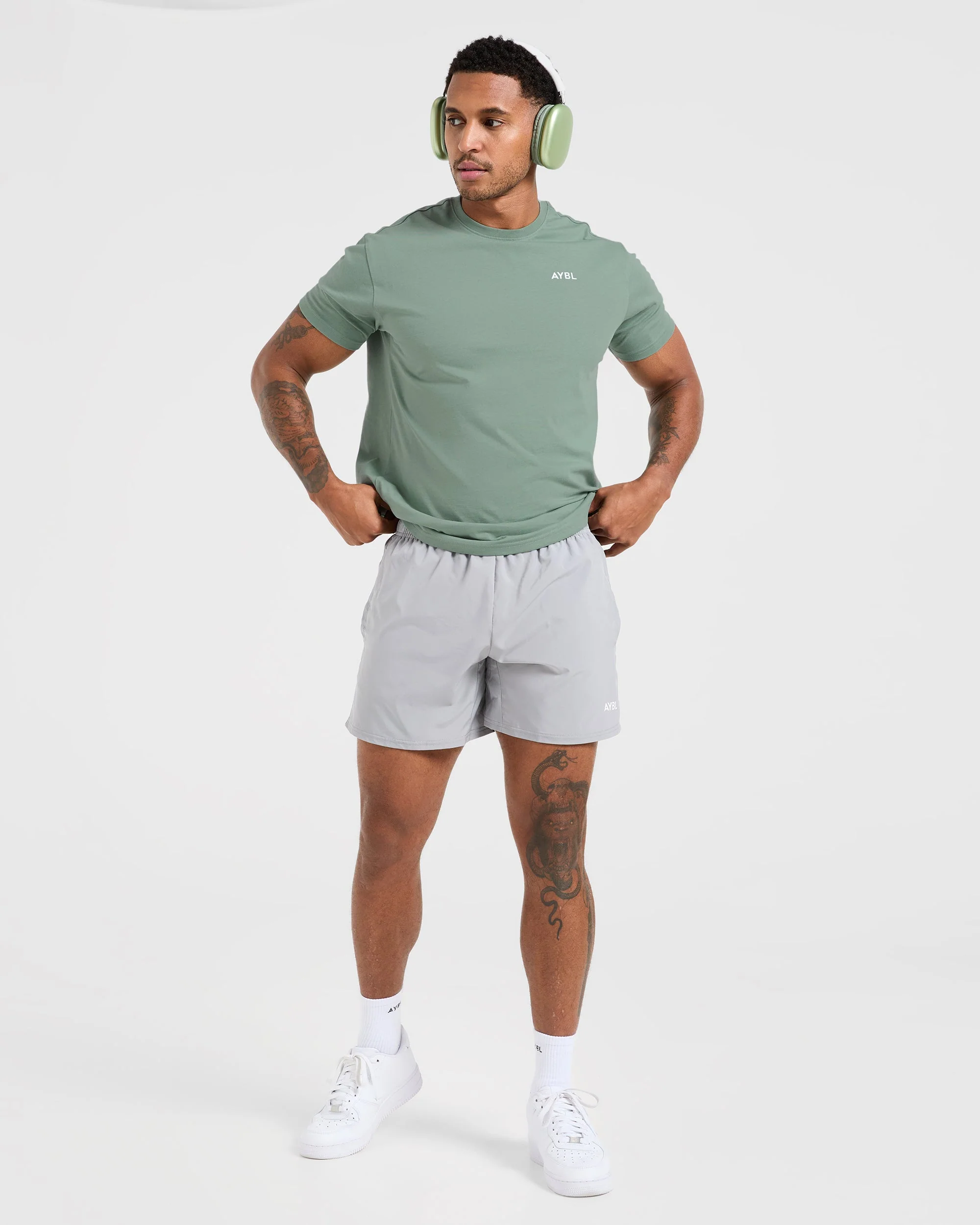 Essential T Shirt - Slate Groen - Image 8