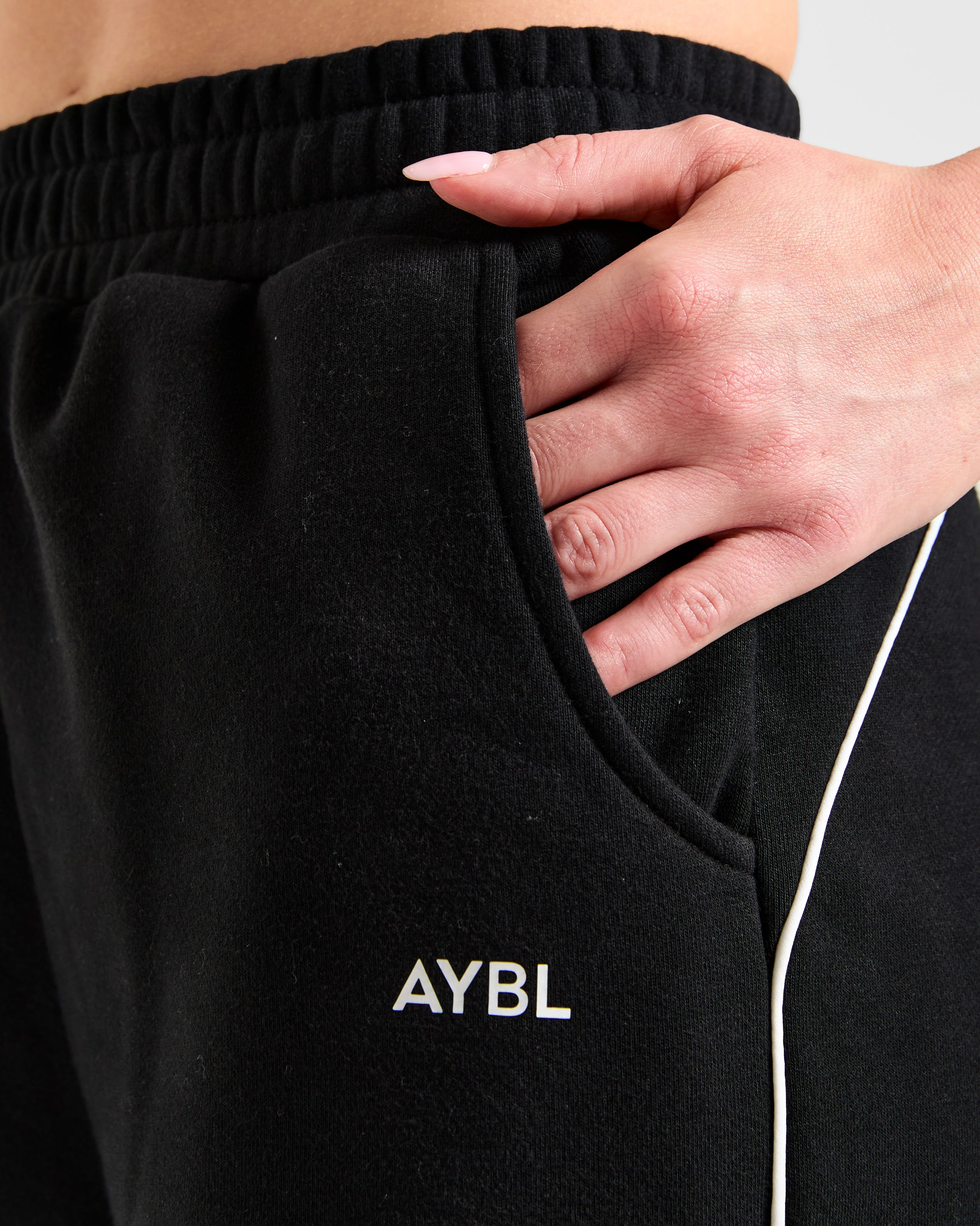 Form Straight Leg Joggers - Zwart - Image 5