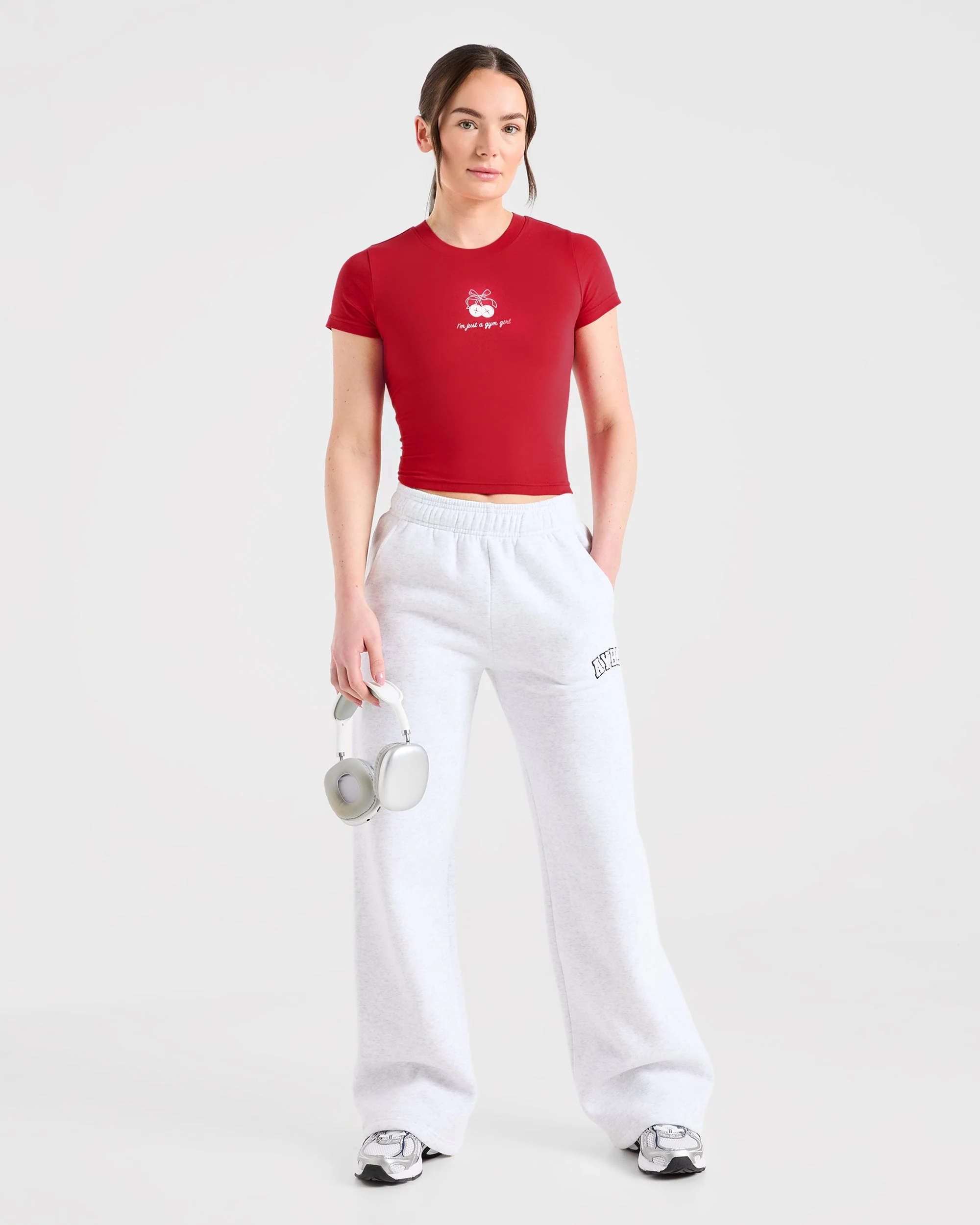 Just a Gym Girl Baby Tee - Rood - Image 8