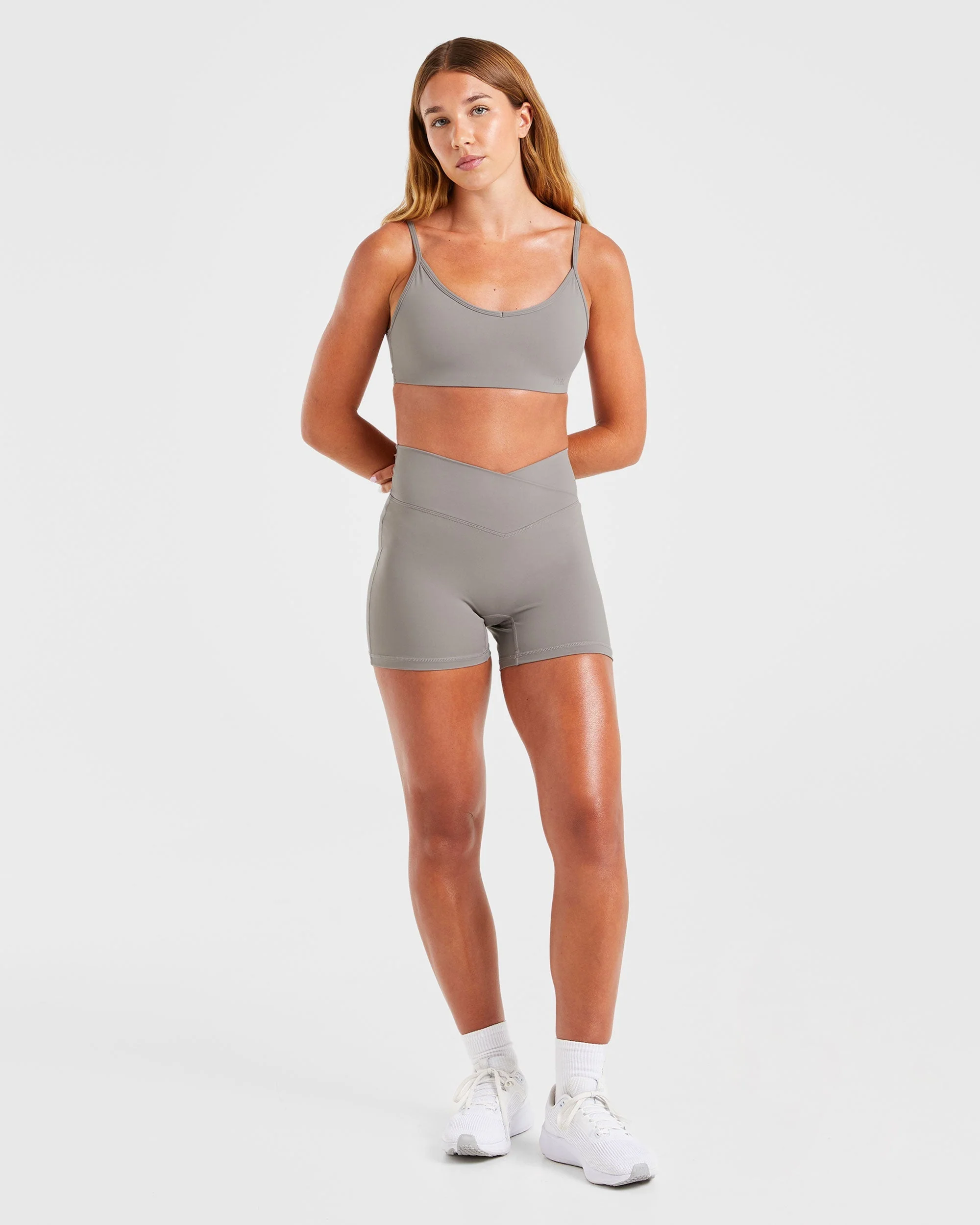 Sculpt Wrap Shorts - Smoke Grijs - Image 3
