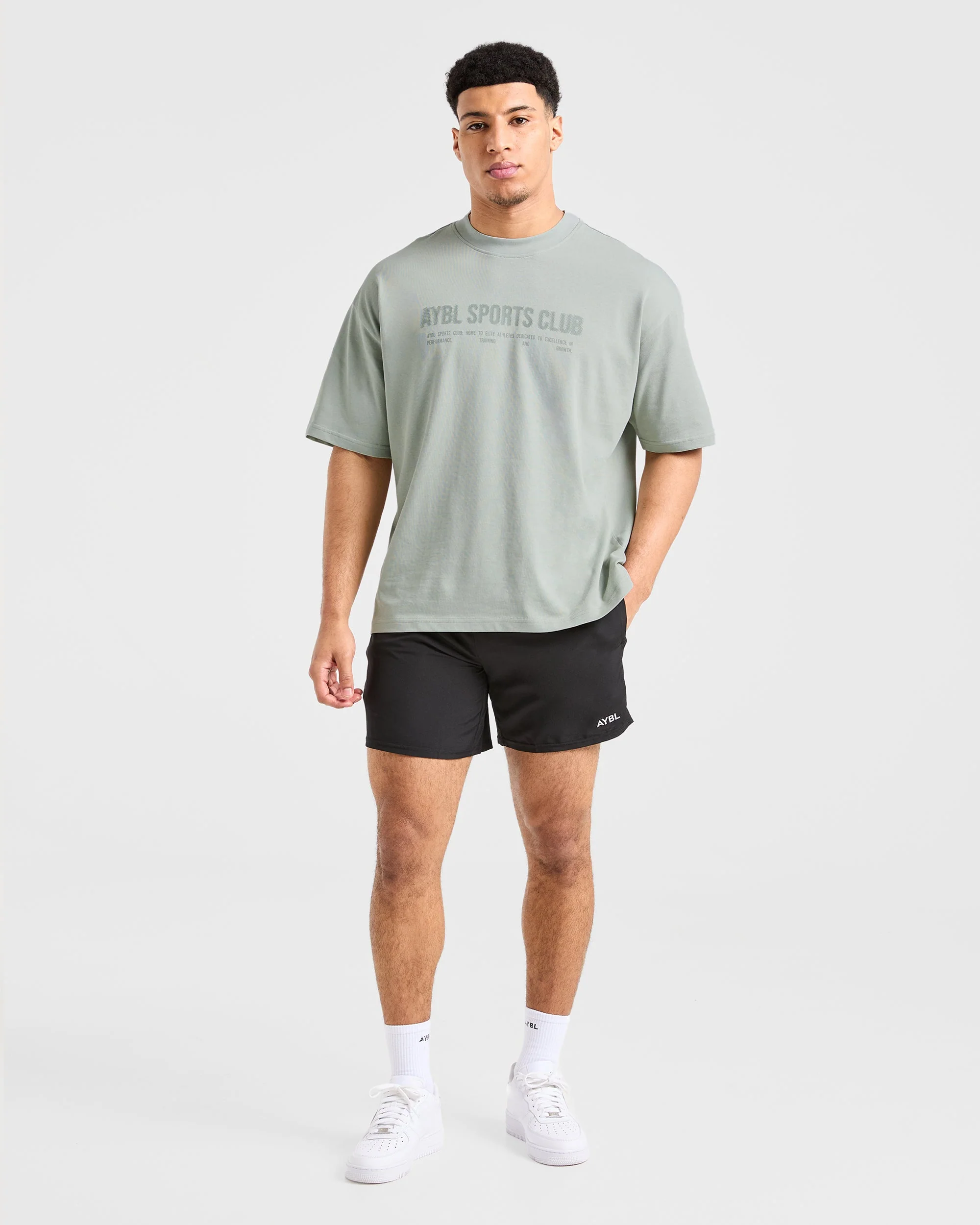 Sports Club Dot Oversized T Shirt - Groen Mist - Image 3