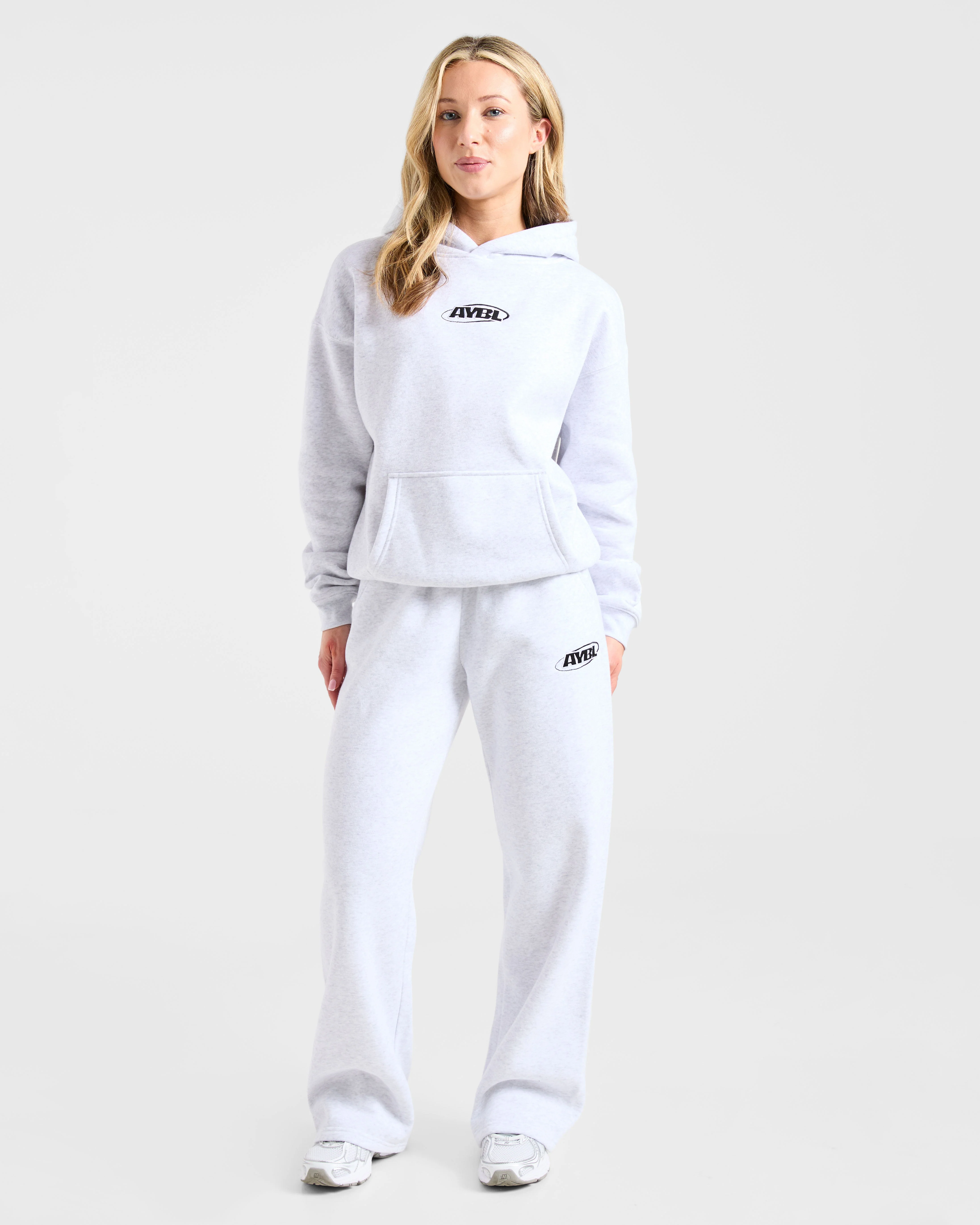 Sports Essentials Oversized Straight Leg Joggers - Heather Grijs/Zwart - Image 3
