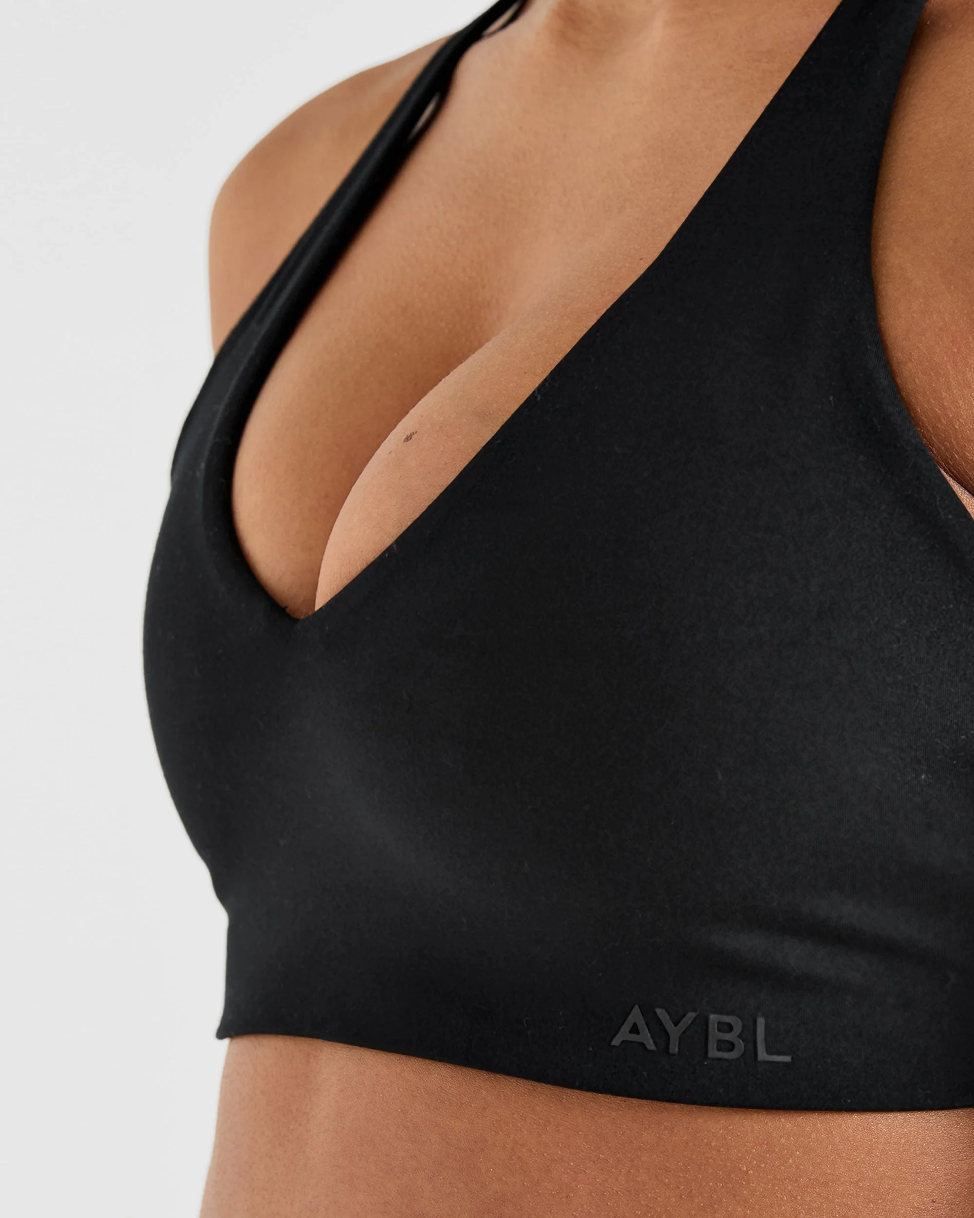 Staple Sports Bra - Zwart - Image 5