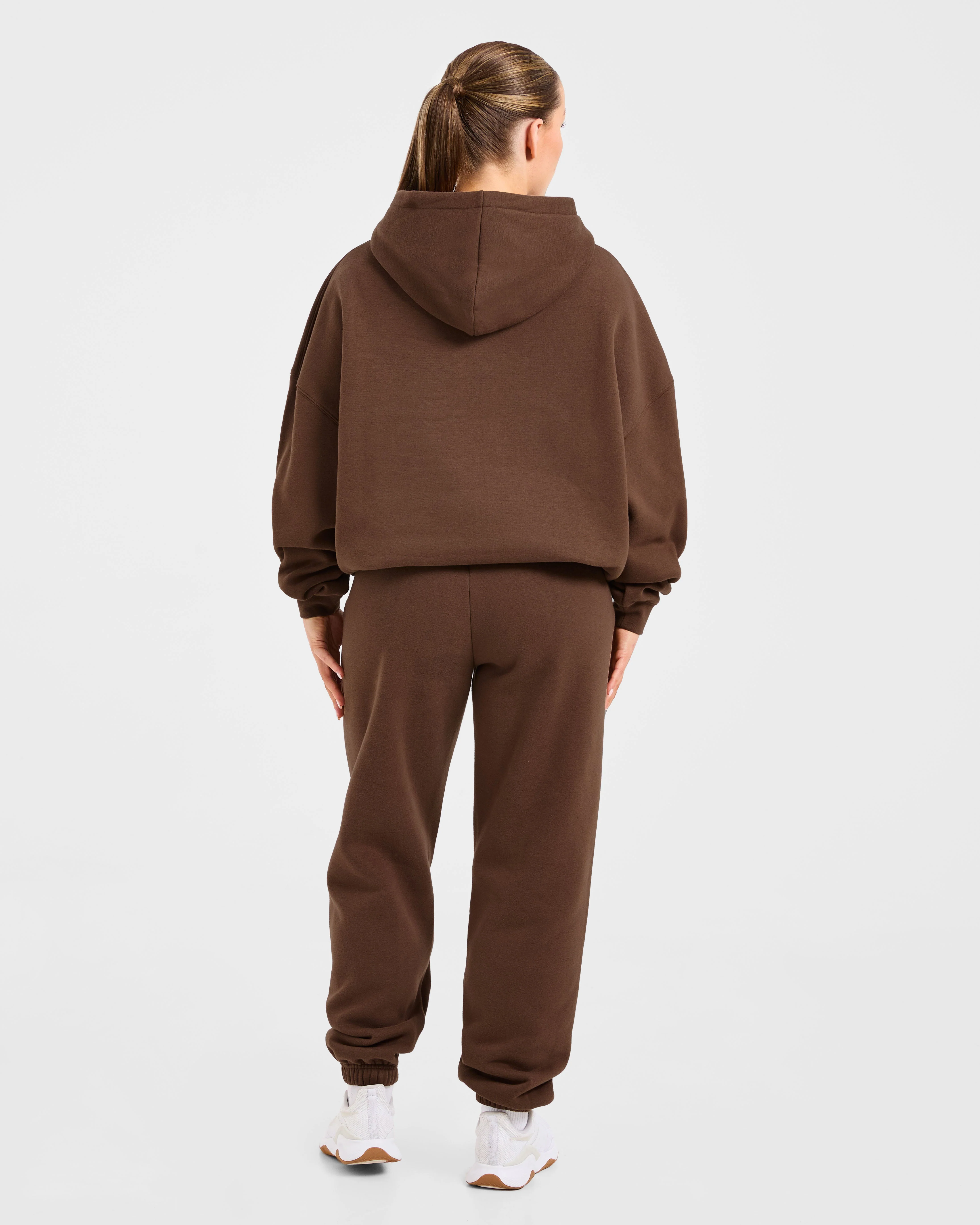 Varsity 2.0 Oversized Joggers - Bruin - Image 4