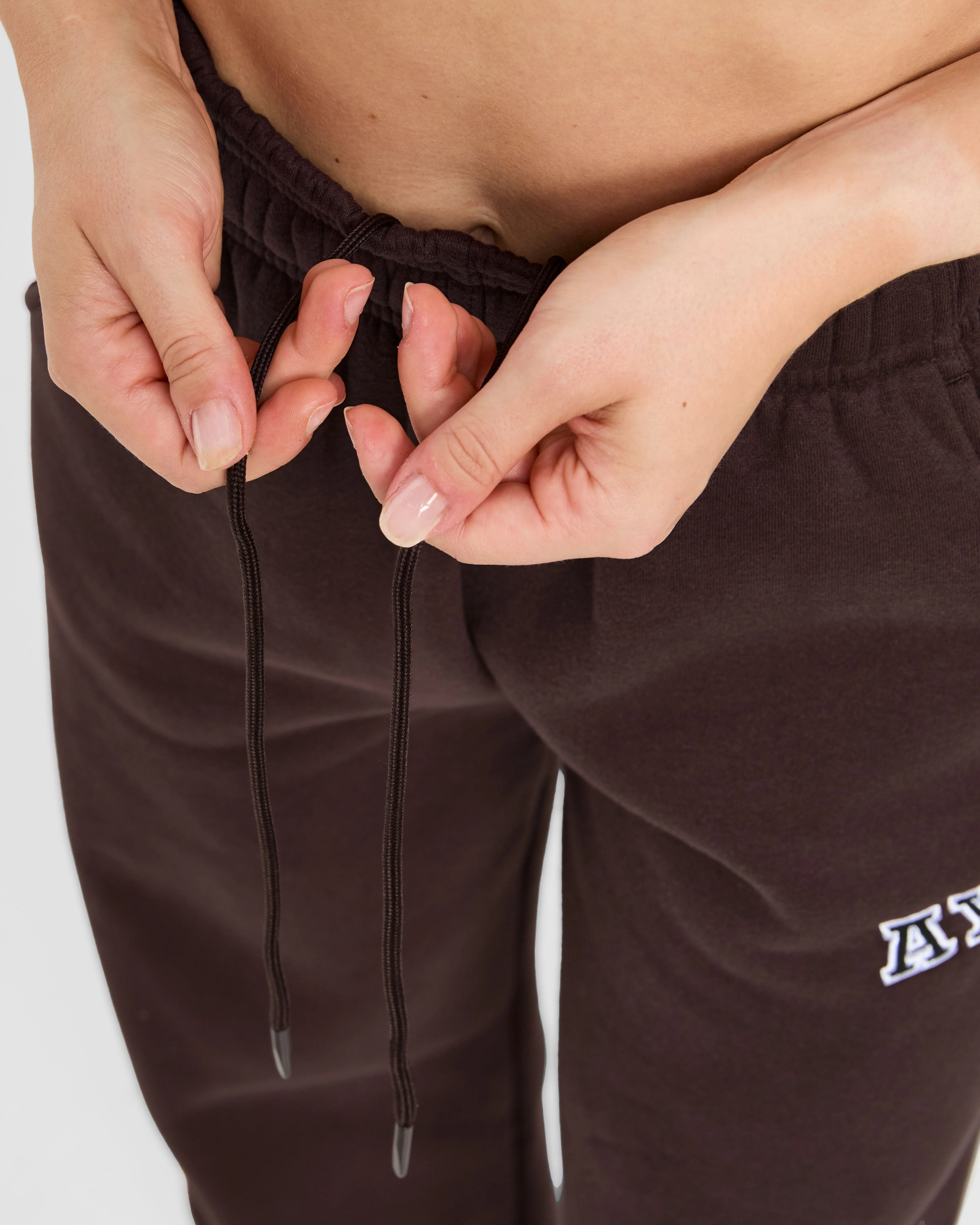 Varsity 2.0 Oversized Joggers - Cocoa Bruin - Image 5